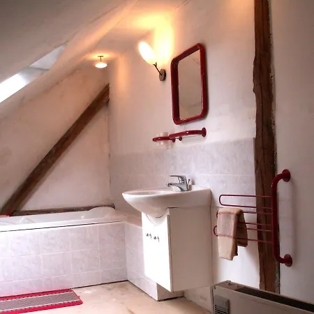 Holiday In 1596 Holiday home Domazlice
